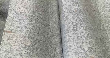 六安芙蓉白S型拉丝面路沿石