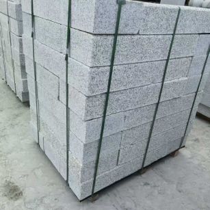 六安 芙蓉白火烧两面路沿石