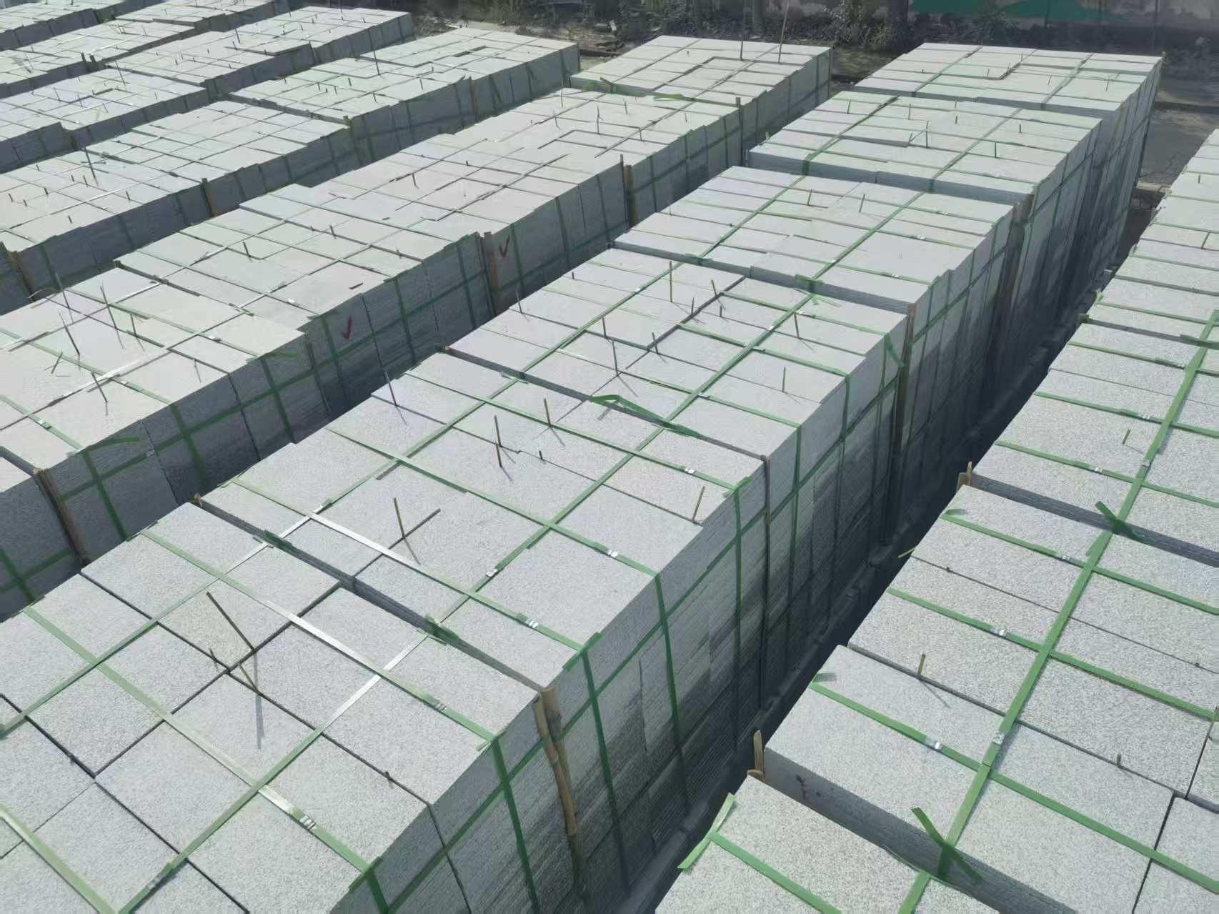 六安 芝麻白1.8公分火烧300*600地铺，清仓大甩卖