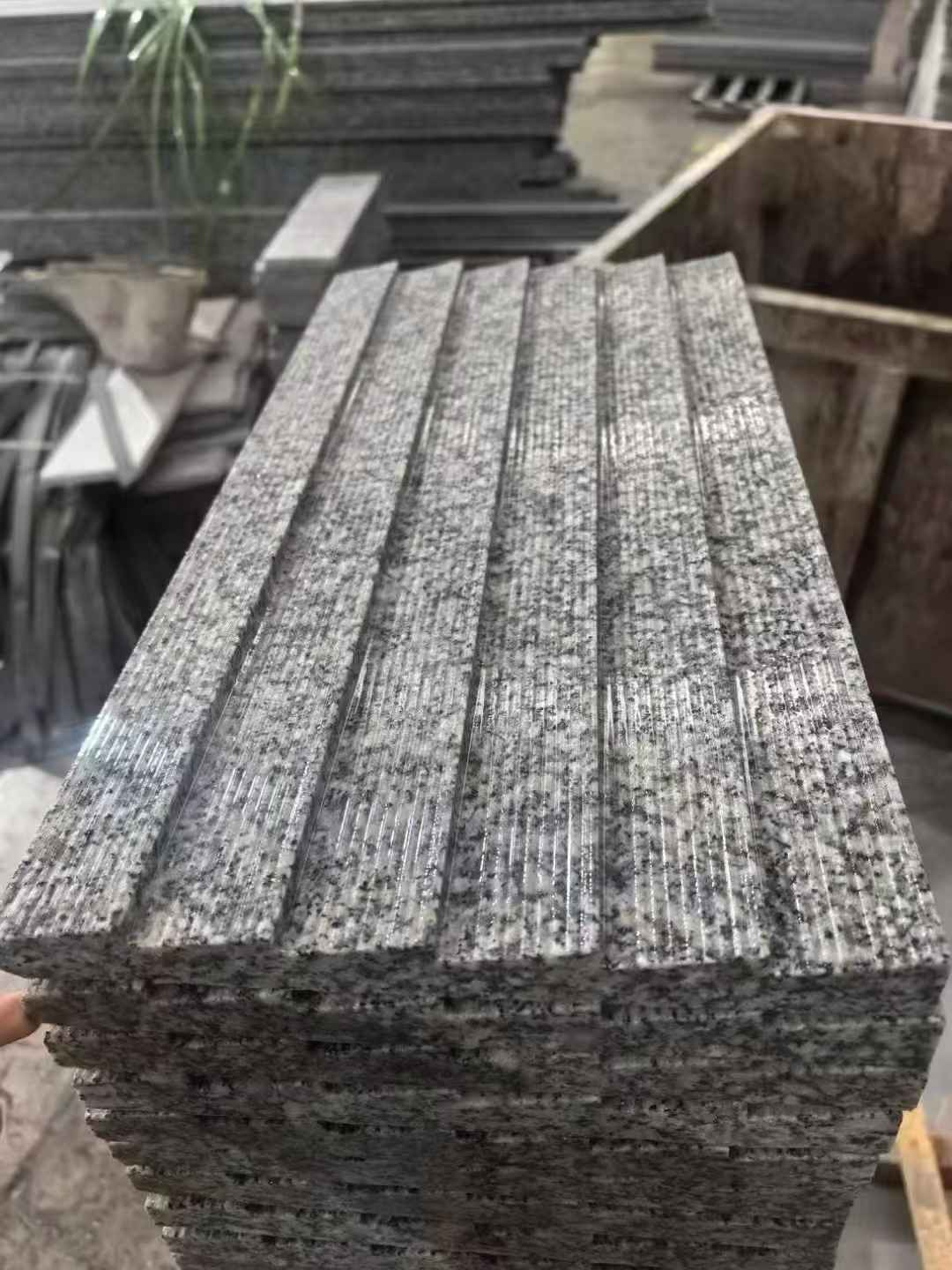 六安 狼牙石