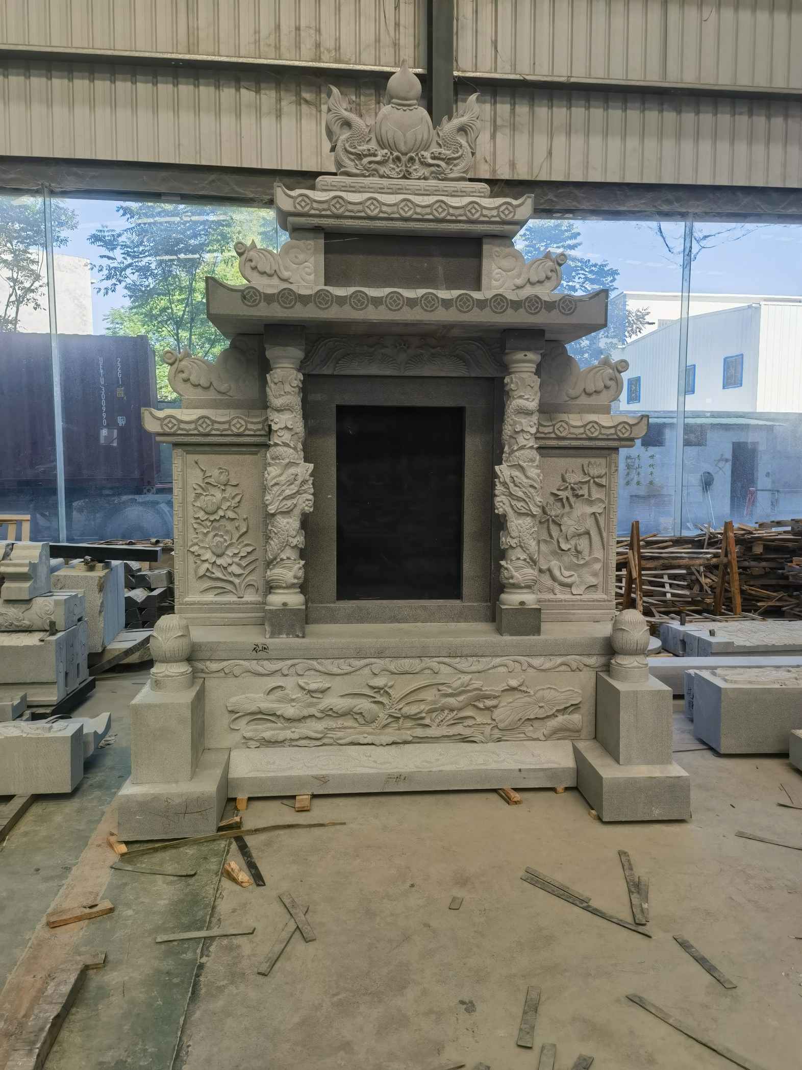 六安 芝麻灰高档墓碑、土墓，一套也支持定做