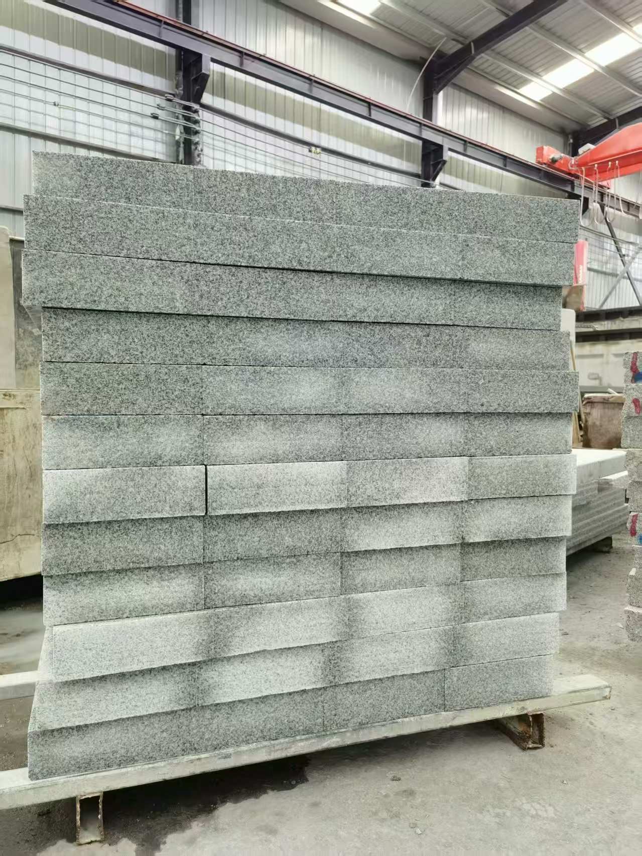 六安 芝麻白10公分300*600广场地铺，A料定制，尺寸标准，厚薄均匀