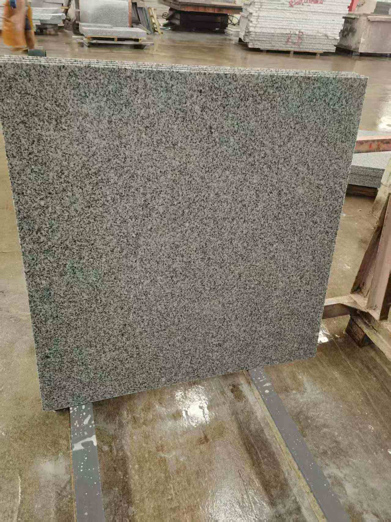 六安 芝麻白光面900*900，高地铁标准