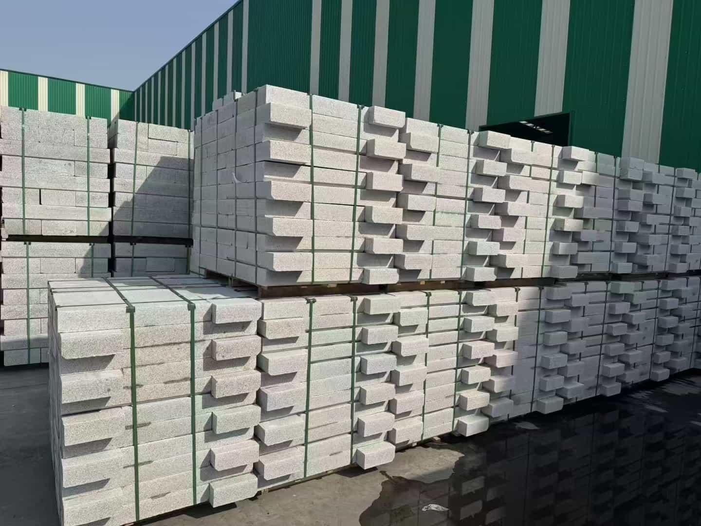 六安芝麻白路沿石