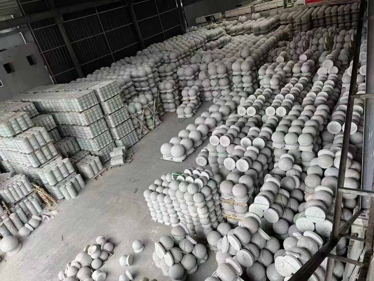 六安 芝麻白挡车柱