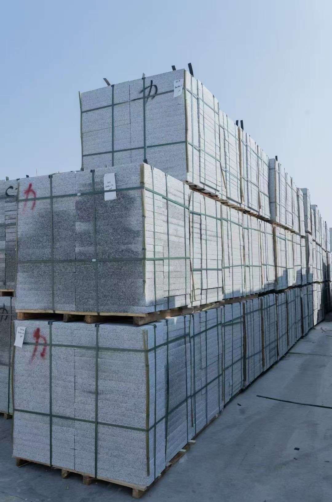 六安 芙蓉白、大花白、小白花荔枝面成品地铺石