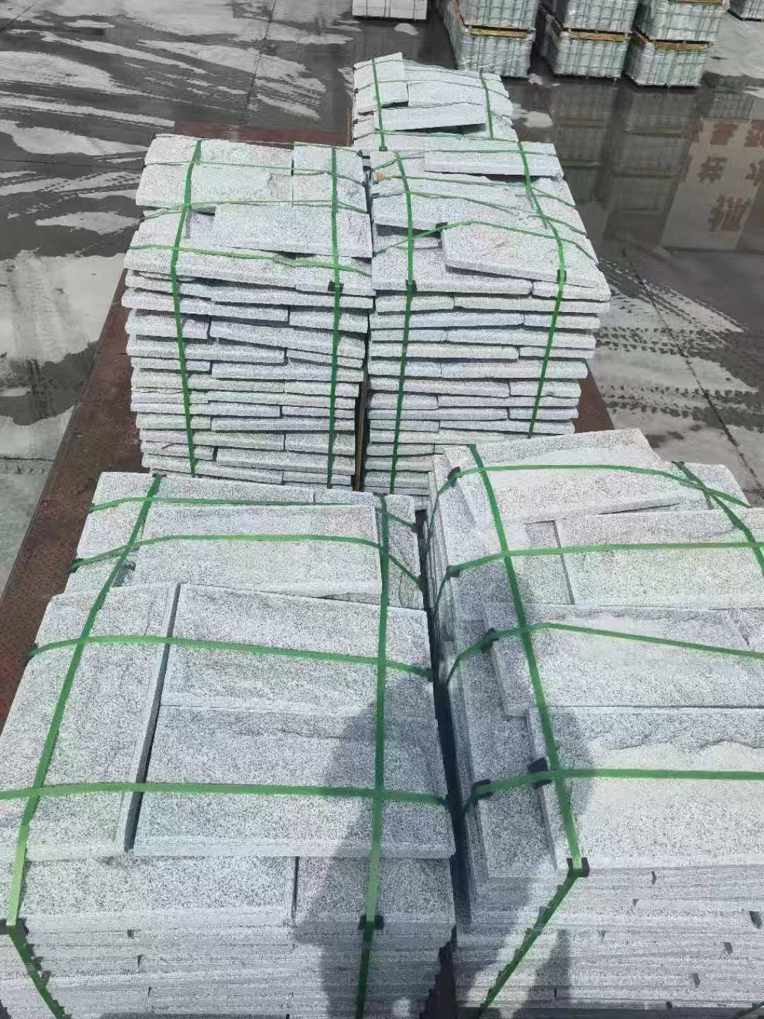 六安 芝麻白蘑菇石装车出货