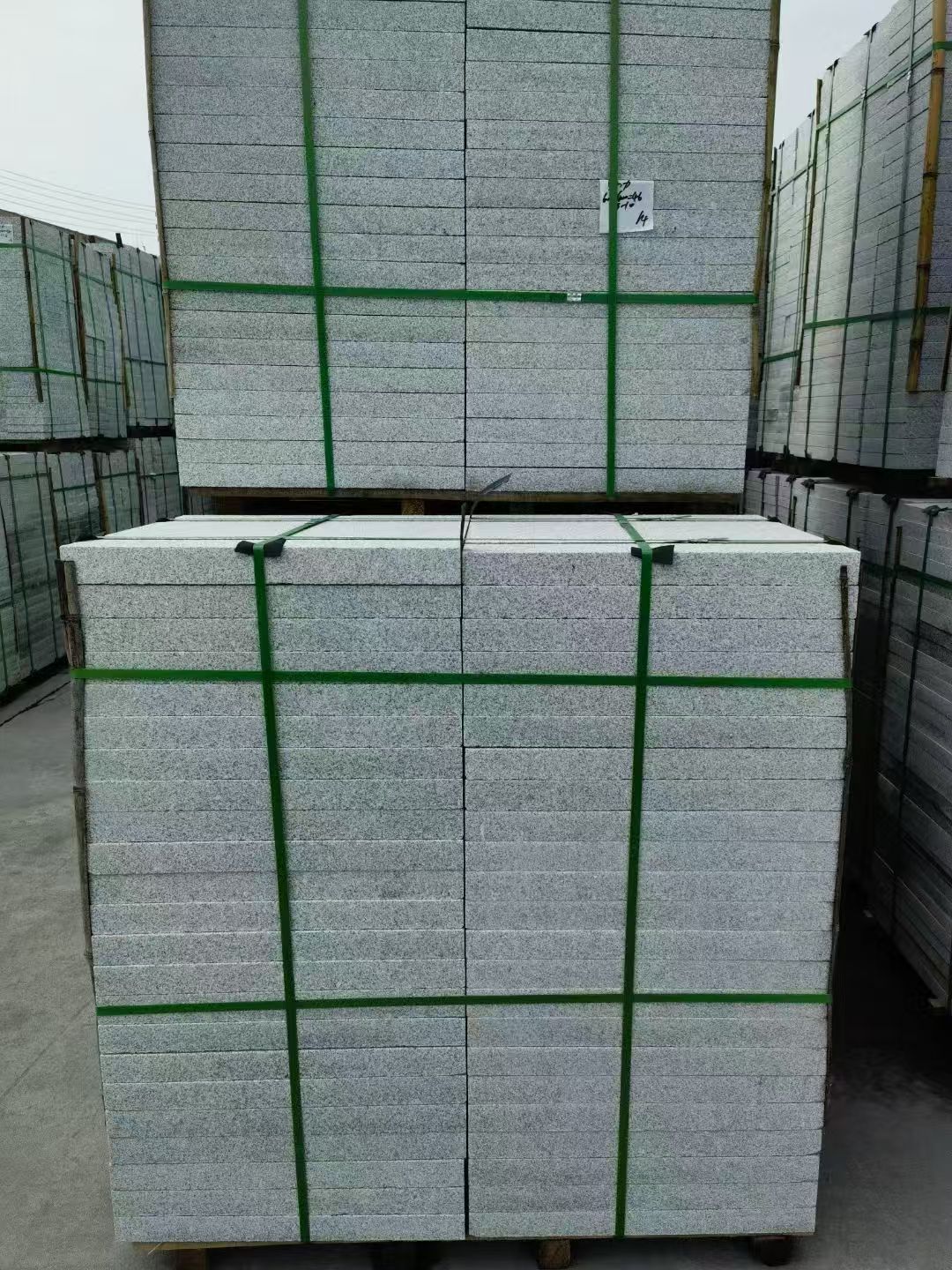 六安 火烧面地铺石，街道广场园林市政工程板，1.8~5.0厚均有现货